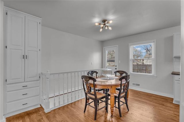 7609 Russell Road, Prairie Village, KS 66204