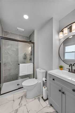 7609 Russell Road, Prairie Village, KS 66204