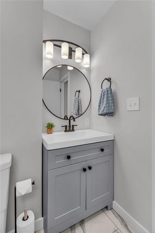 7609 Russell Road, Prairie Village, KS 66204