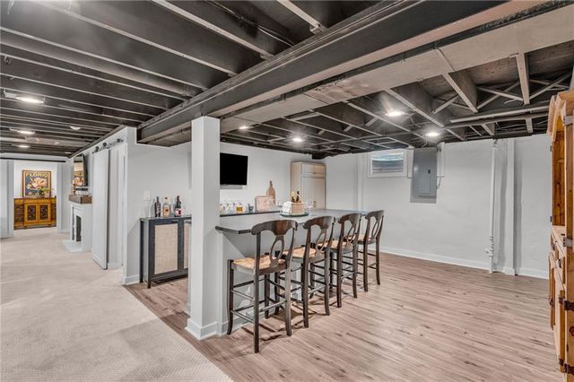 7609 Russell Road, Prairie Village, KS 66204