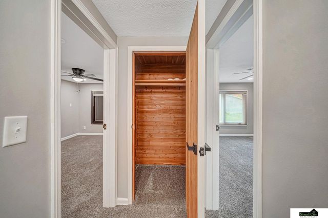 1005 N 41 Street, Lincoln, NE 68503