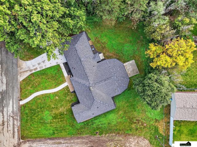 1005 N 41 Street, Lincoln, NE 68503