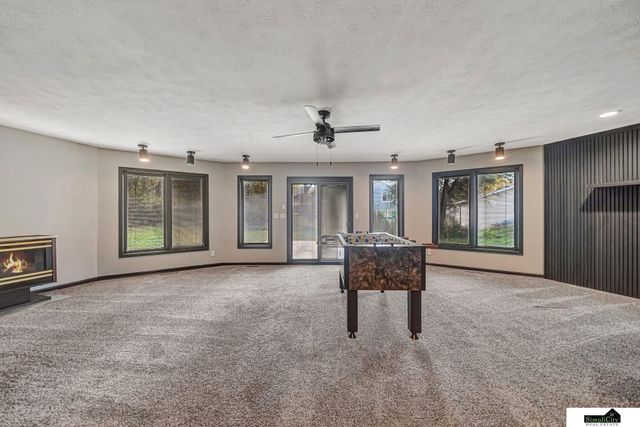 1005 N 41 Street, Lincoln, NE 68503