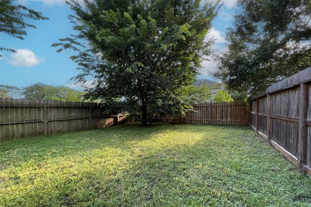 5123 Redemption Circle, Houston, TX 77018