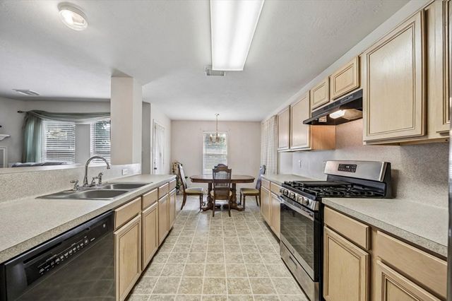 5123 Redemption Circle, Houston, TX 77018