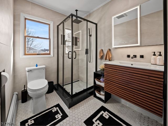 43 Ploch Rd, Clifton City, NJ 07013