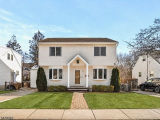 43 Ploch Rd, Clifton City, NJ 07013
