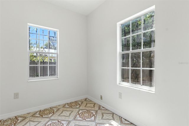 1303 E 26TH AVENUE, Tampa, FL 33605