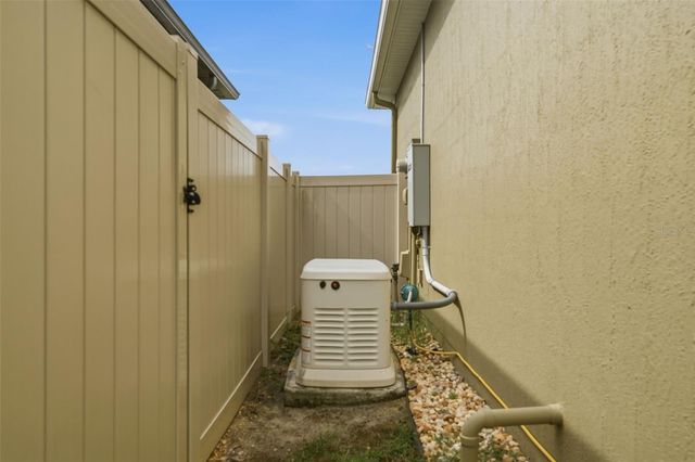 16716 ABBEY HILL COURT, Clermont, FL 34711