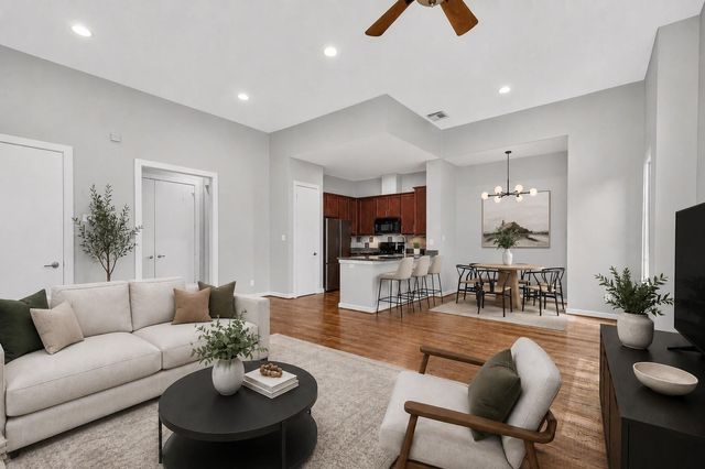4448 Center Street, Houston, TX 77007