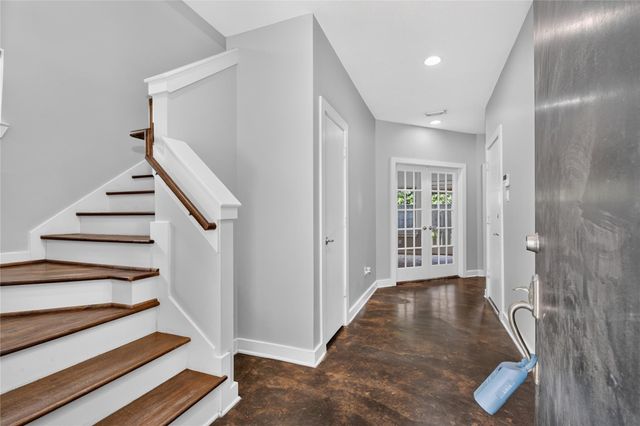4448 Center Street, Houston, TX 77007