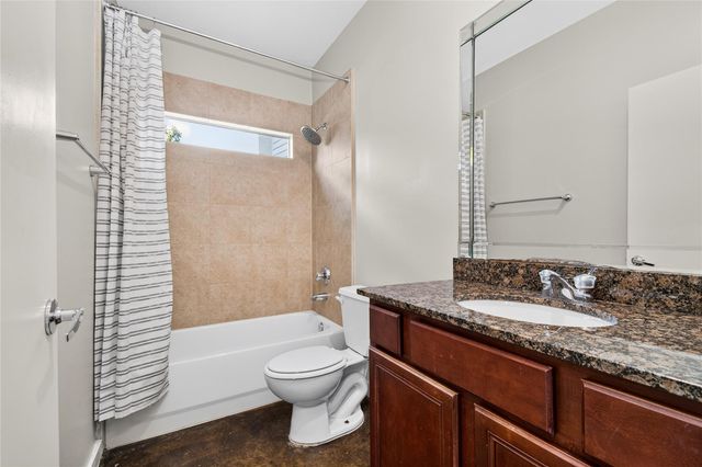 4448 Center Street, Houston, TX 77007