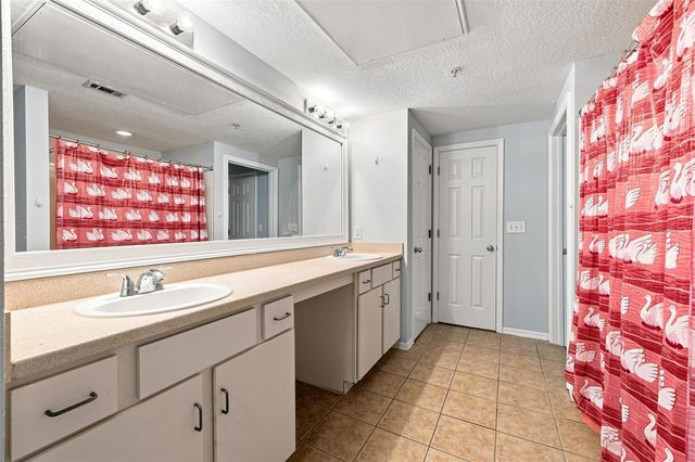 2010 E PALM AVENUE 14320, Tampa, FL 33605