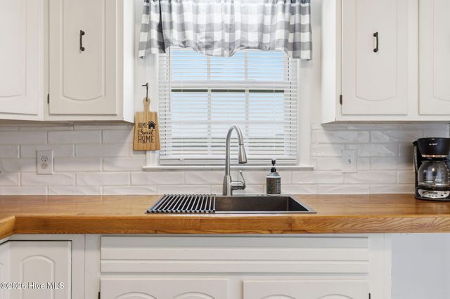 2336 Wharton Station Road, Washington, NC 27889