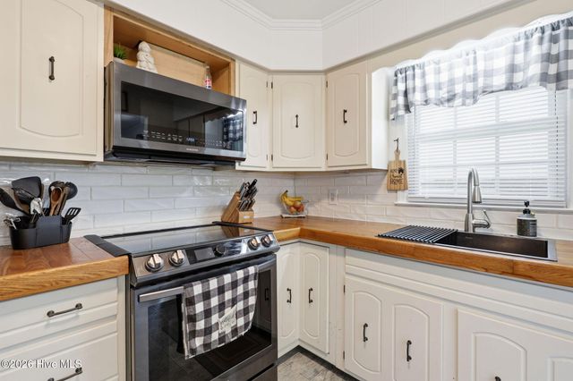 2336 Wharton Station Road, Washington, NC 27889