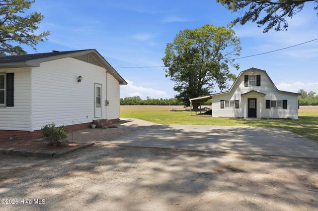 2336 Wharton Station Road, Washington, NC 27889