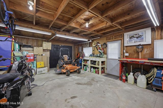 2336 Wharton Station Road, Washington, NC 27889