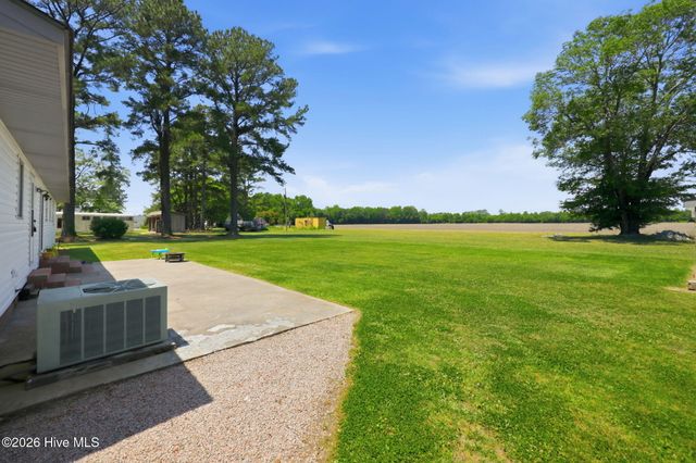 2336 Wharton Station Road, Washington, NC 27889