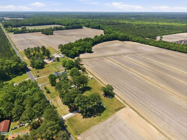 2336 Wharton Station Road, Washington, NC 27889