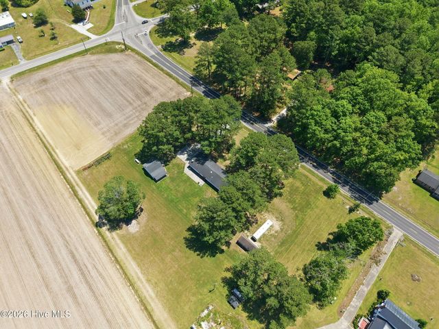 2336 Wharton Station Road, Washington, NC 27889