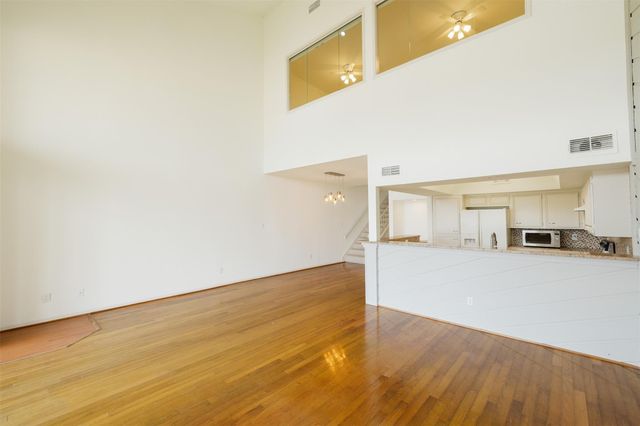 135 April Point Drive S, Conroe, TX 77356