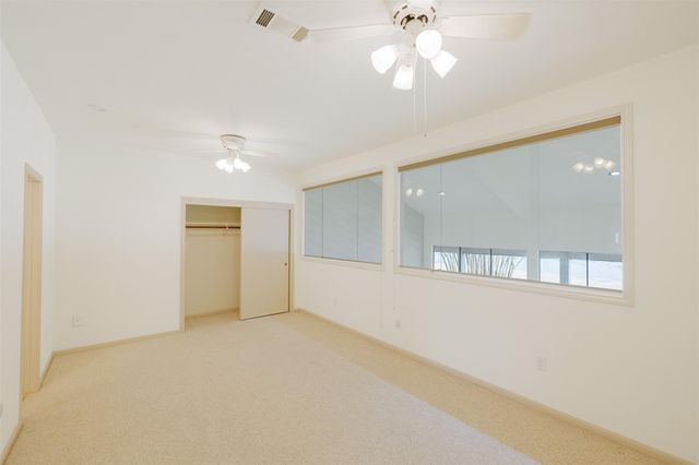 135 April Point Drive S, Conroe, TX 77356