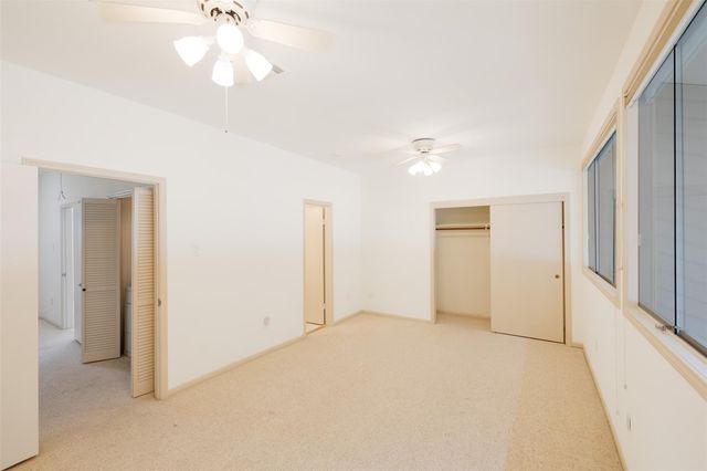 135 April Point Drive S, Conroe, TX 77356