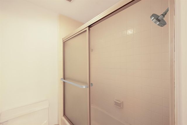 135 April Point Drive S, Conroe, TX 77356