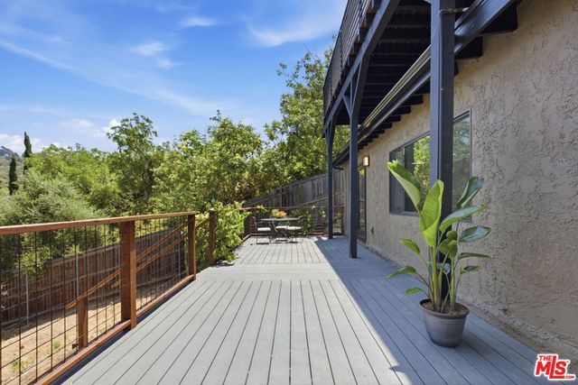 1621 Bridgeport Drive, Los Angeles, CA 90065