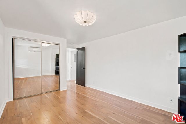 1621 Bridgeport Drive, Los Angeles, CA 90065