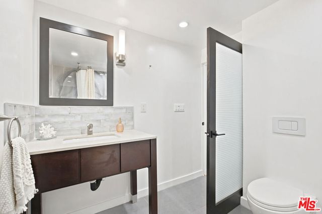 1621 Bridgeport Drive, Los Angeles, CA 90065