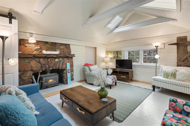 135 Daniwood Grove, Florissant, CO 80816