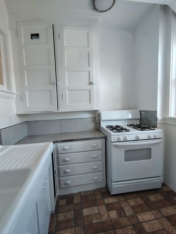 1 Harbor 8, Salem, MA 01970