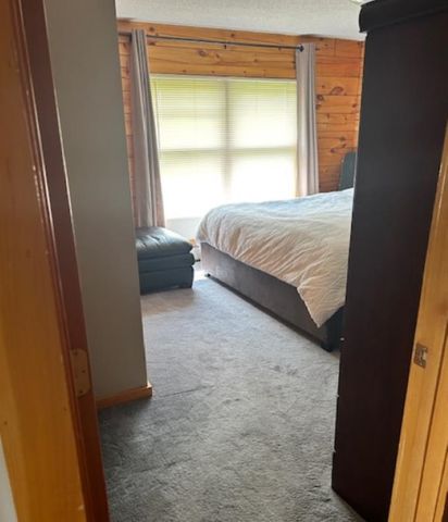 32 King's Highway, Colebrook, NH 03576