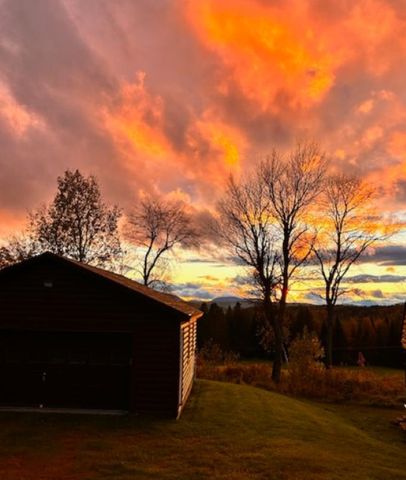 32 King's Highway, Colebrook, NH 03576