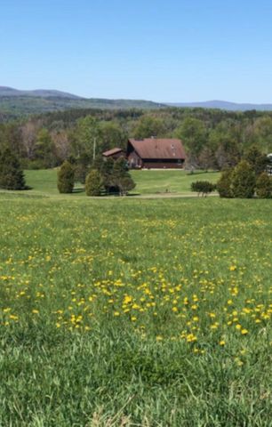 32 King's Highway, Colebrook, NH 03576