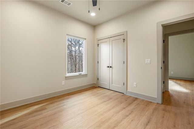 19 Carsphairn Lane, Bella Vista, AR 72715