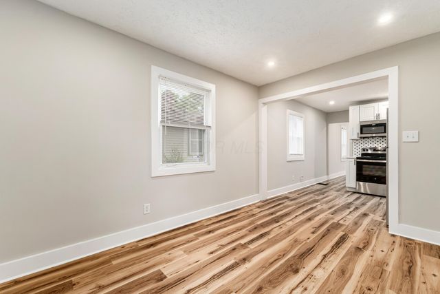 1606 Cordell Avenue, Columbus, OH 43211