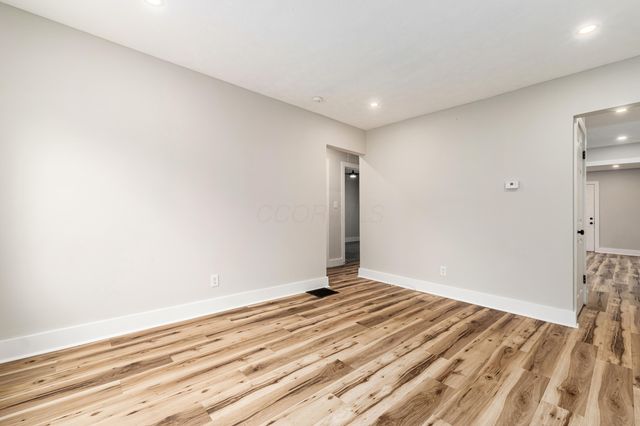 1606 Cordell Avenue, Columbus, OH 43211