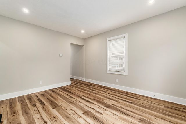 1606 Cordell Avenue, Columbus, OH 43211