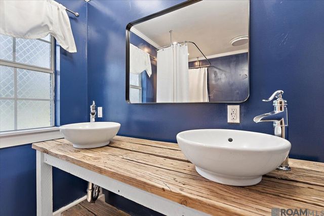 7944 Comite Acres Dr, Baker, LA 70714