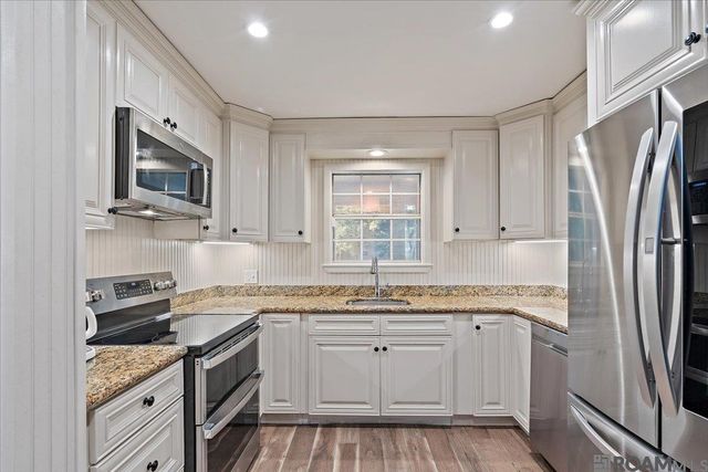 7944 Comite Acres Dr, Baker, LA 70714