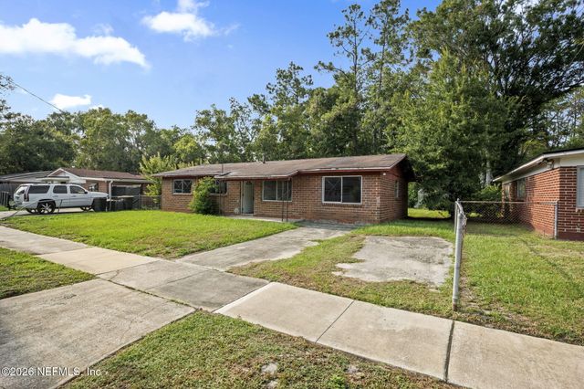5911 JOHN F KENNEDY Drive N, Jacksonville, FL 32219