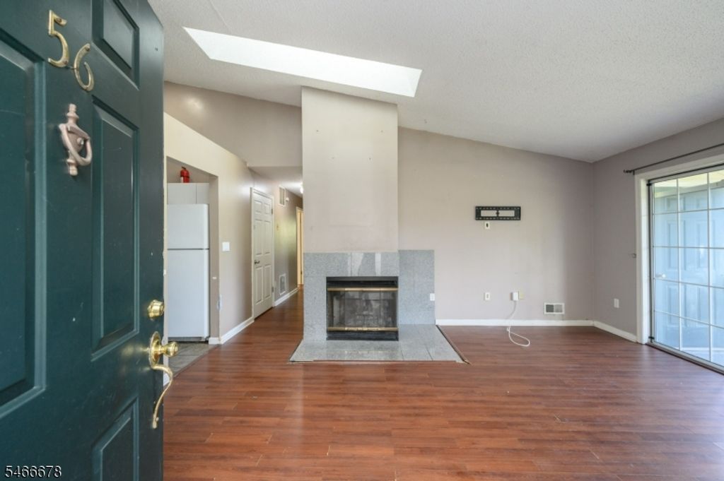 56 Amethyst Way 1018, Franklin Twp., NJ 08823 — photo 2