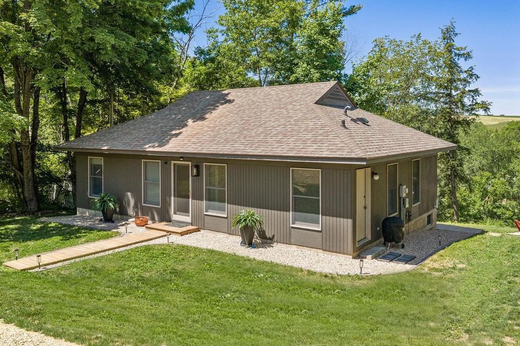 S589 Mockingbird Court, La Valle, WI 53491