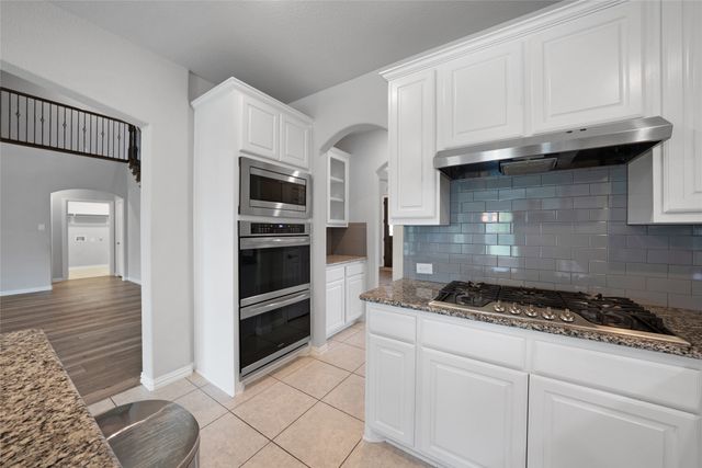 1013 Meadowlark Avenue, Forney, TX 75126
