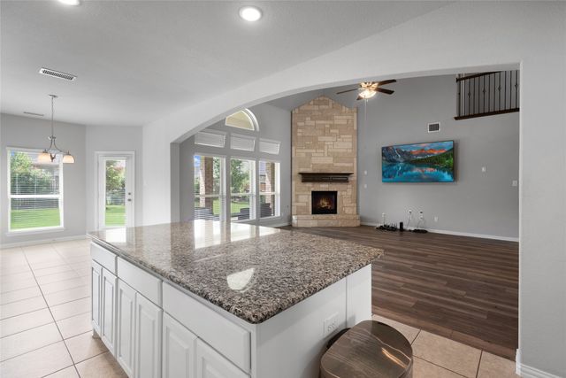 1013 Meadowlark Avenue, Forney, TX 75126