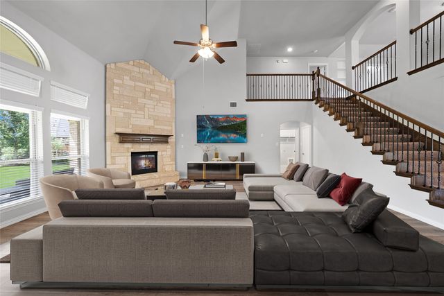 1013 Meadowlark Avenue, Forney, TX 75126