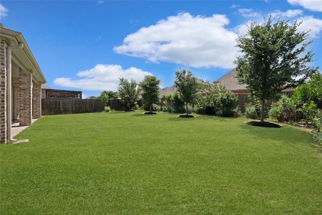 1013 Meadowlark Avenue, Forney, TX 75126