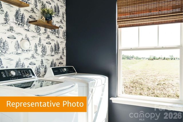 12184 Muscadine Court, Midland, NC 28107